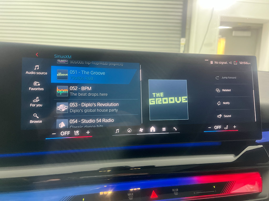 Thumbnail: 2026 BMW M5 - 11