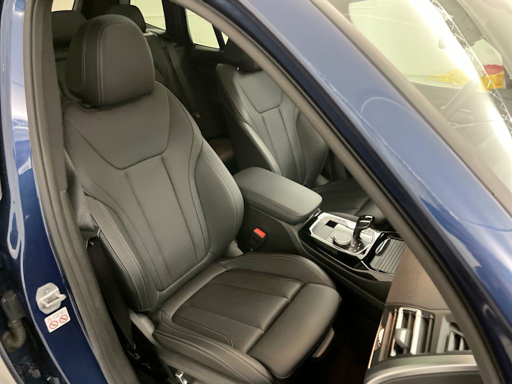 Thumbnail: 2023 BMW X3 - 32
