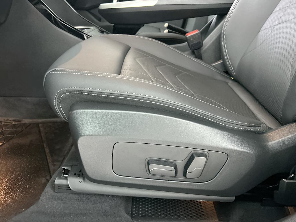 Thumbnail: 2025 BMW X1 - 20