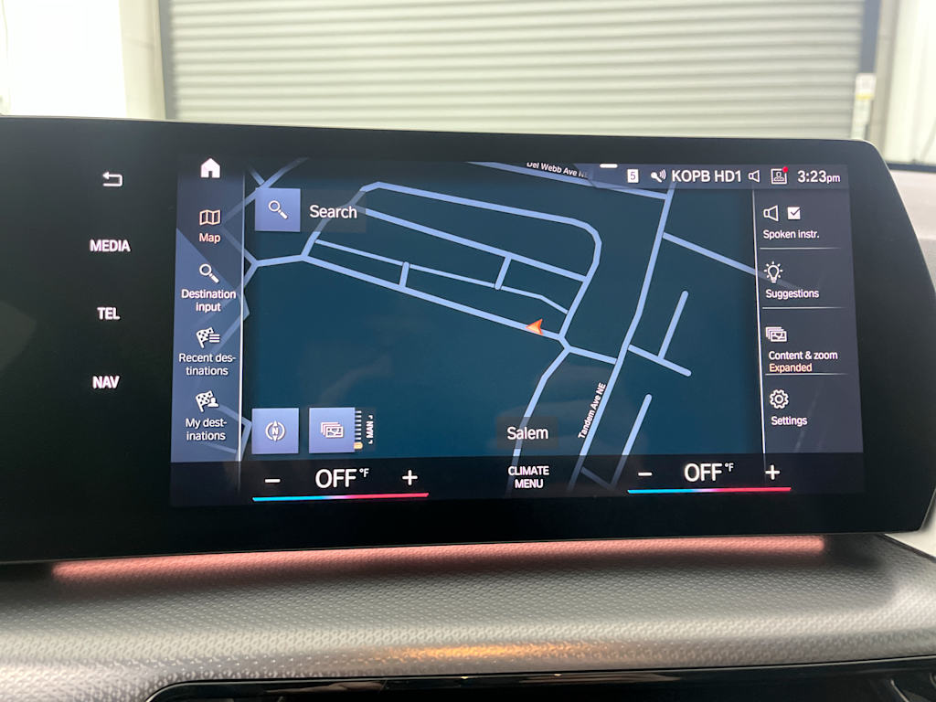 Thumbnail: 2023 BMW X1 - 24