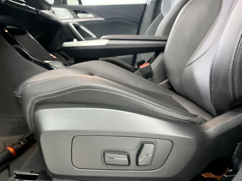 Thumbnail: 2023 BMW X1 - 20