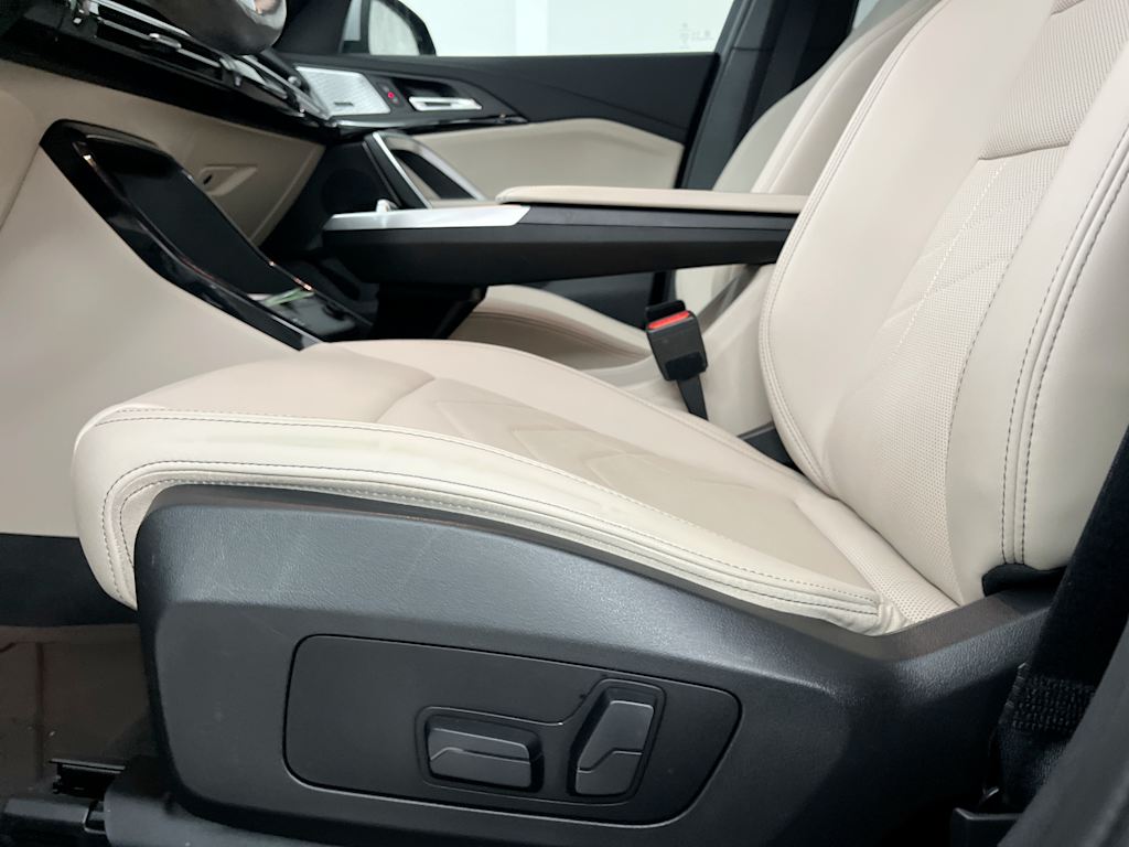 Thumbnail: 2024 BMW X1 - 26