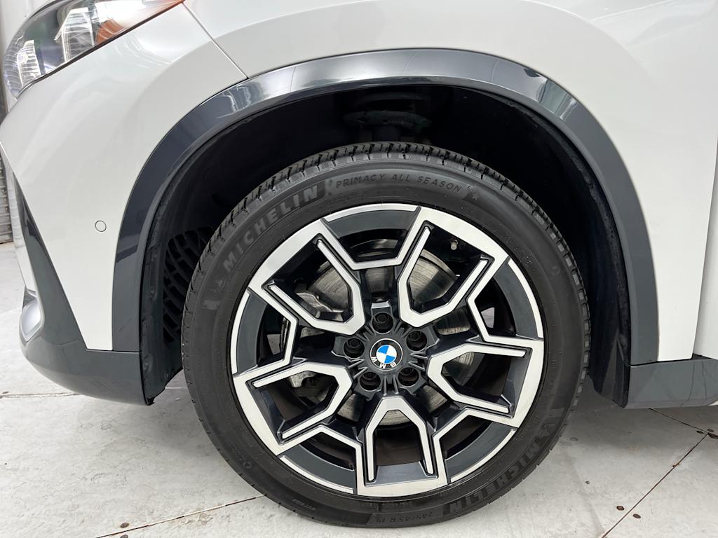 Thumbnail: 2023 BMW X1 - 7