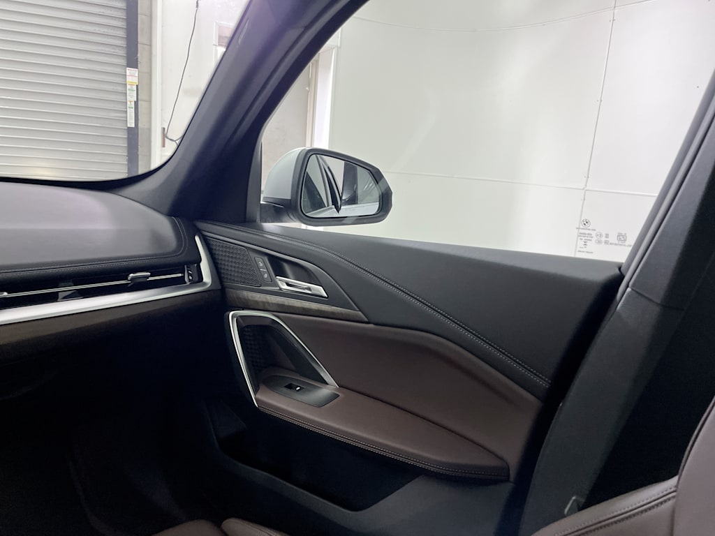 Thumbnail: 2023 BMW X1 - 23