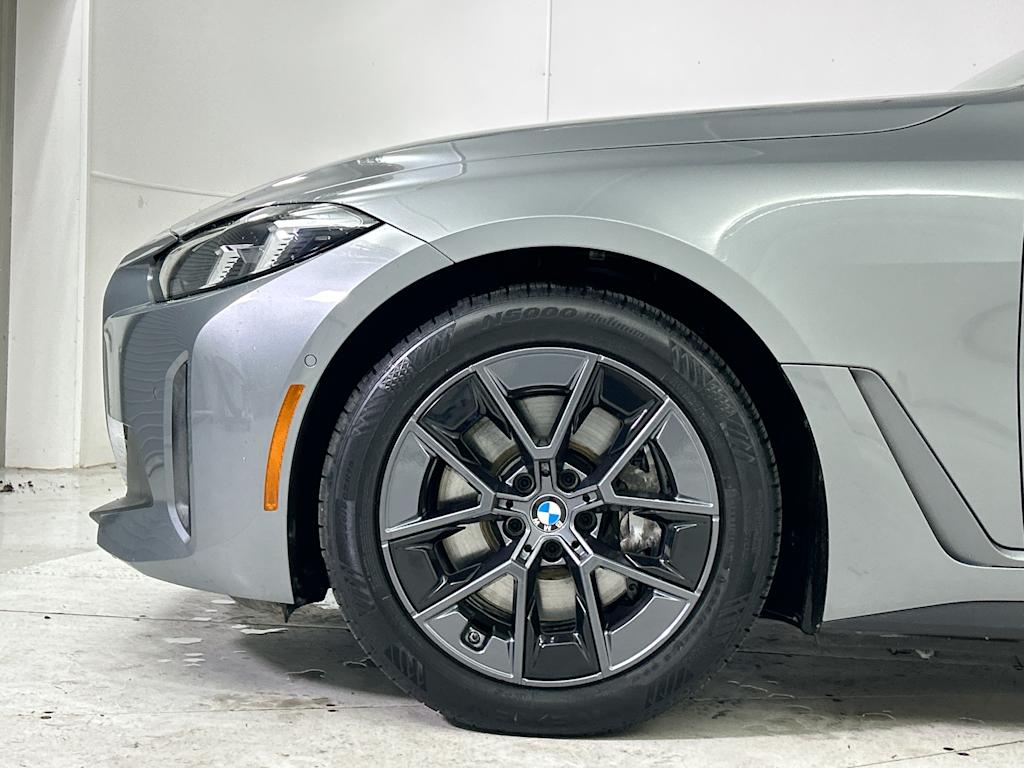 Thumbnail: 2025 BMW i4 - 6