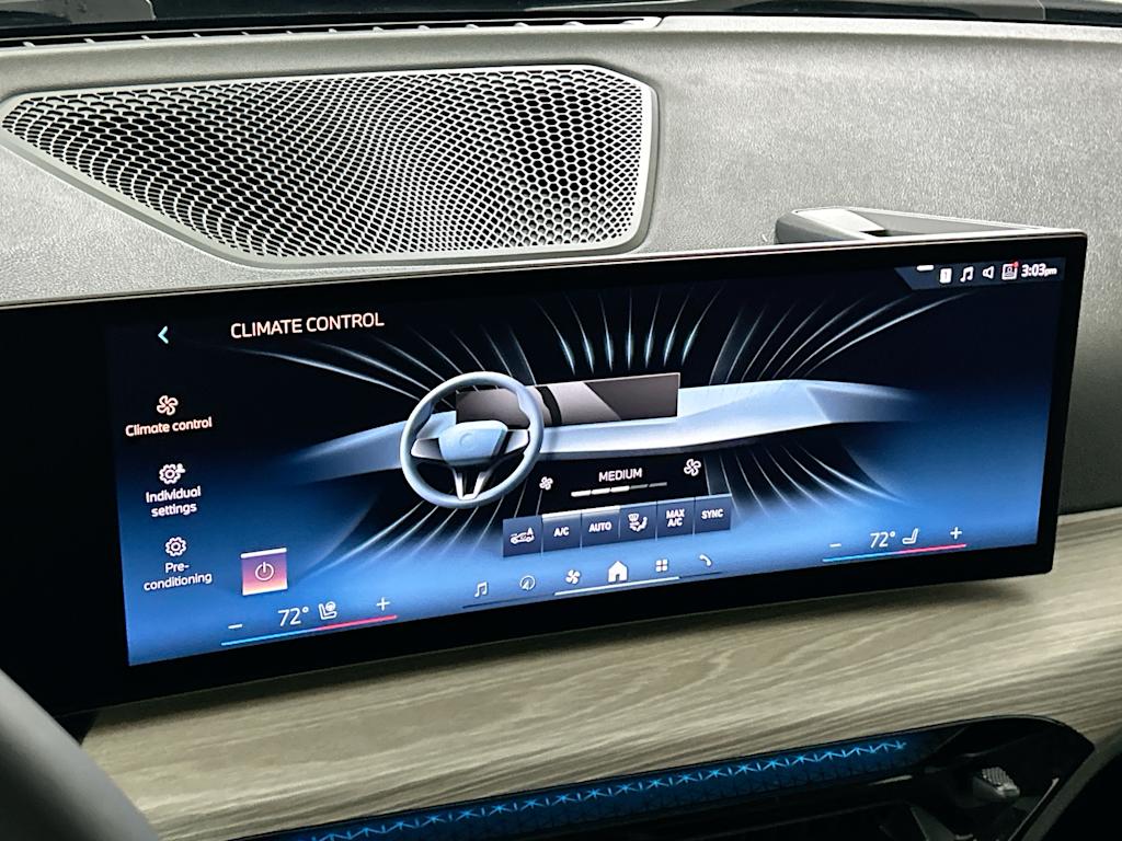 Thumbnail: 2025 BMW i4 - 23