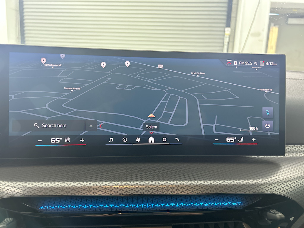 Thumbnail: 2025 BMW i4 - 24