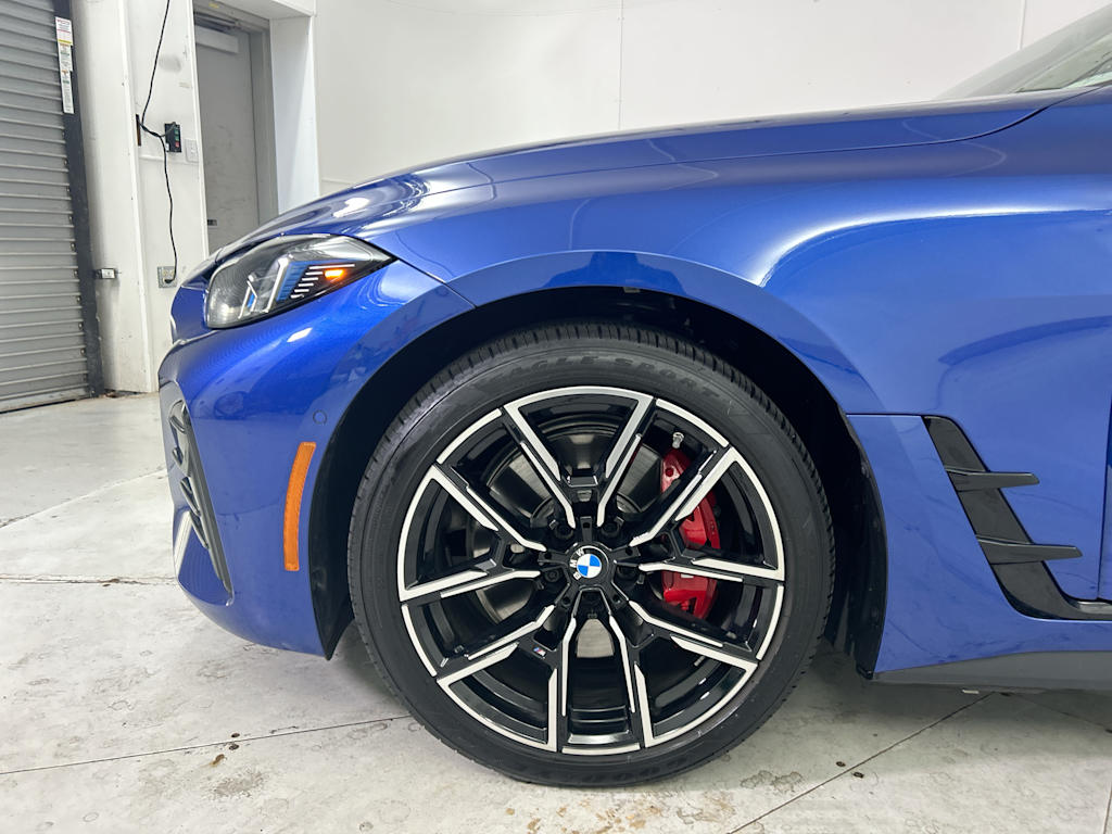 Thumbnail: 2025 BMW i4 - 6