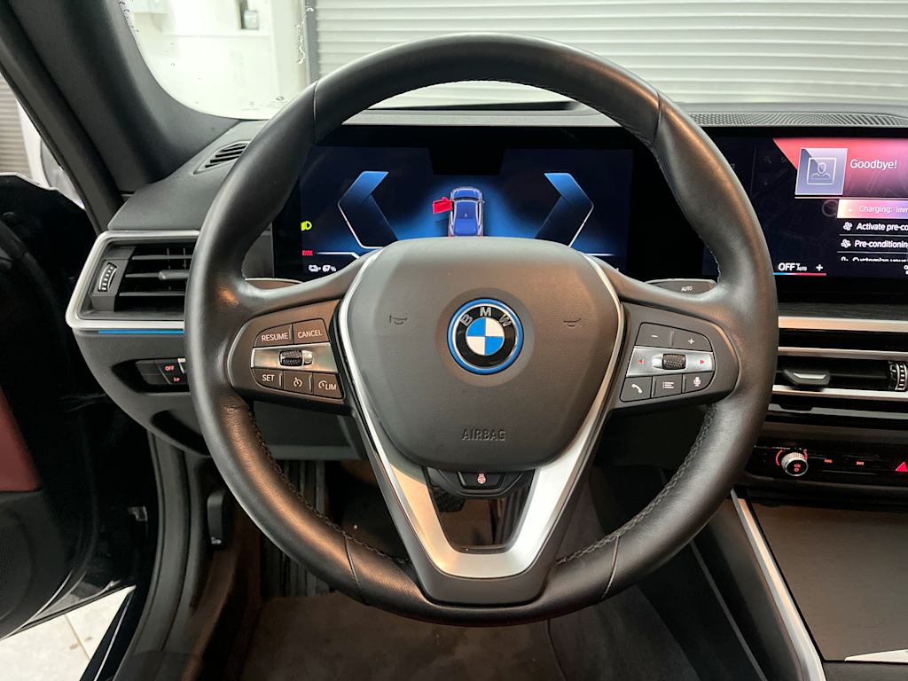 Thumbnail: 2023 BMW i4 - 11