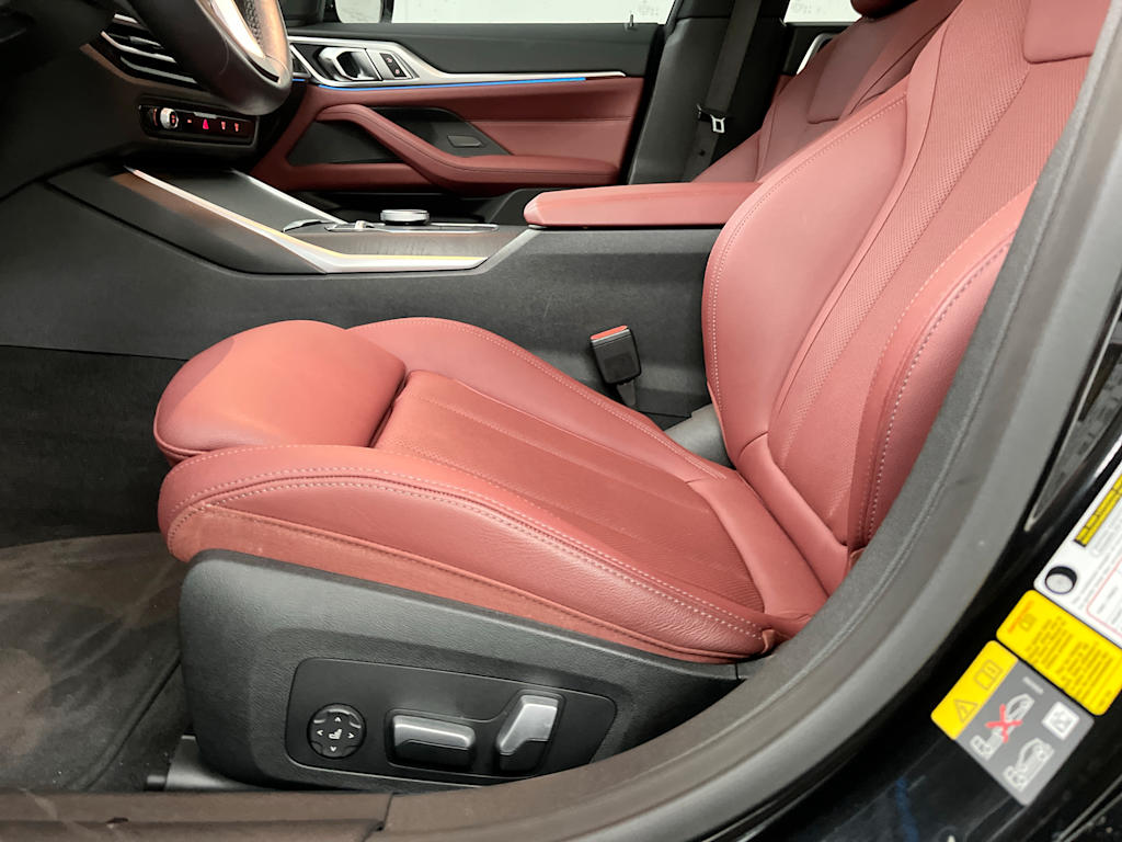 Thumbnail: 2023 BMW i4 - 25
