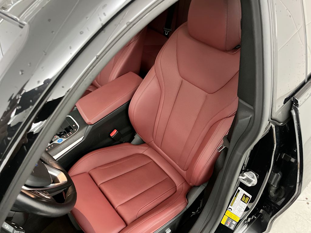 Thumbnail: 2023 BMW i4 - 8