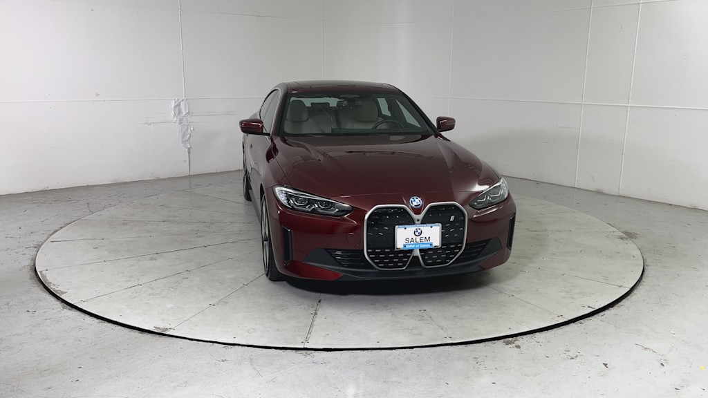 Thumbnail: 2023 BMW i4 - 20