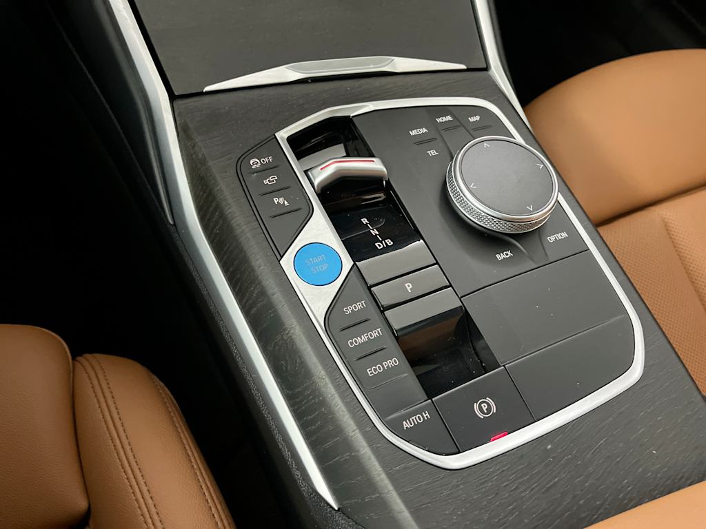 Thumbnail: 2023 BMW i4 - 14
