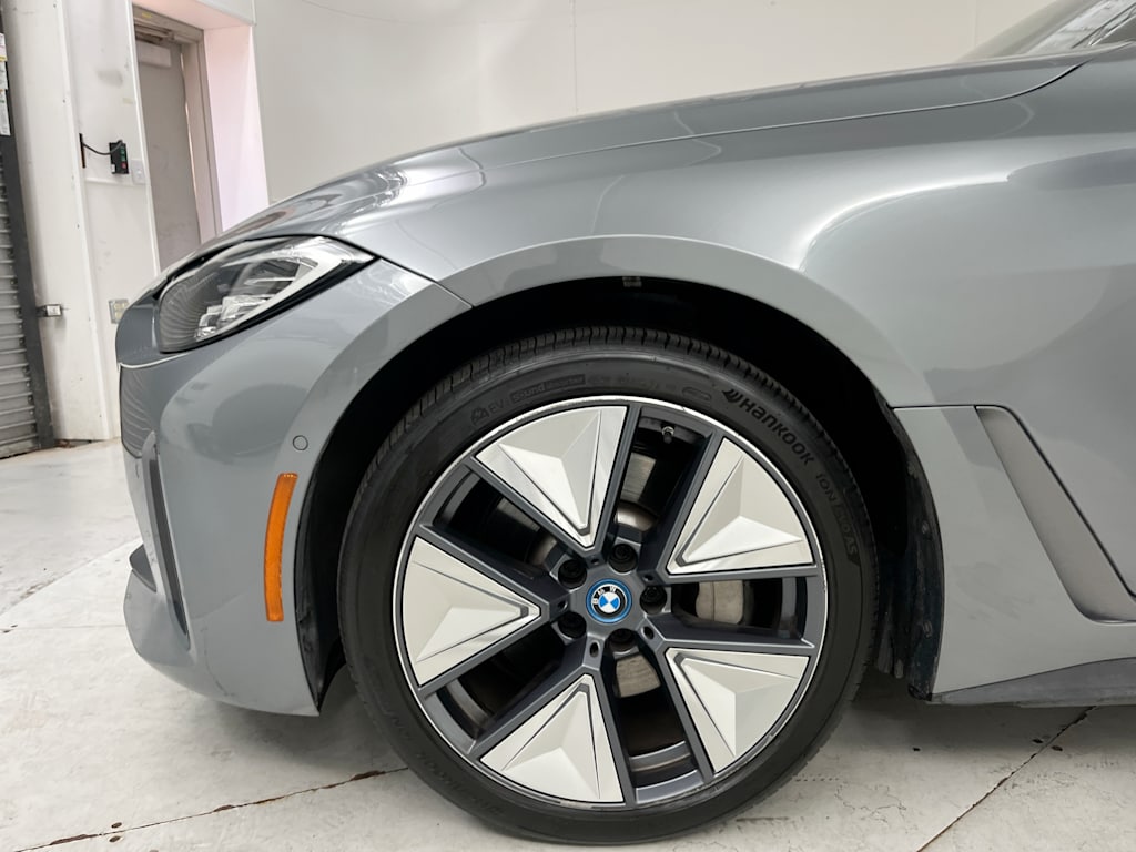Thumbnail: 2023 BMW i4 - 7