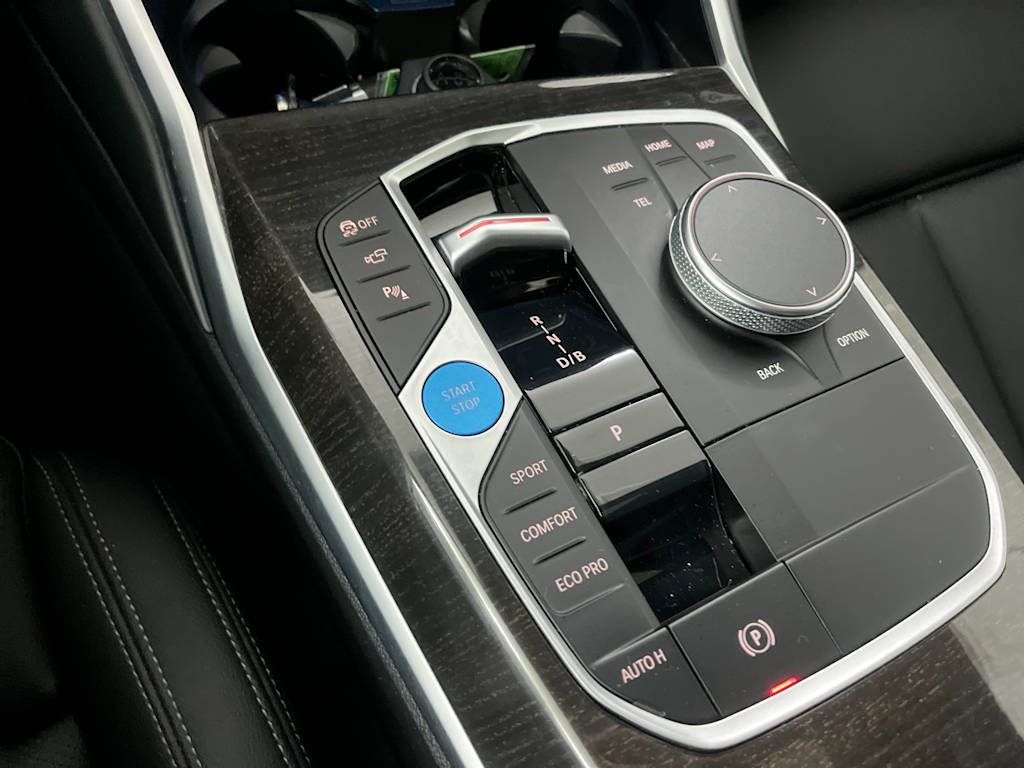 Thumbnail: 2023 BMW i4 - 15