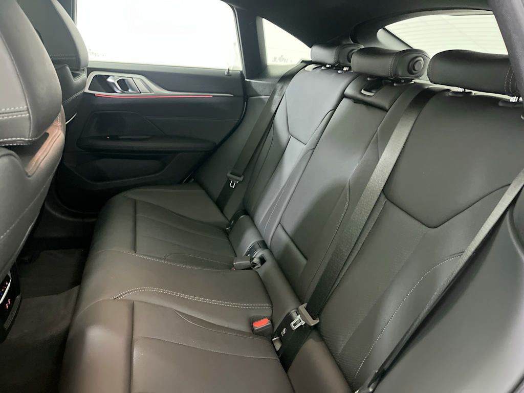 Thumbnail: 2025 BMW i4 - 10