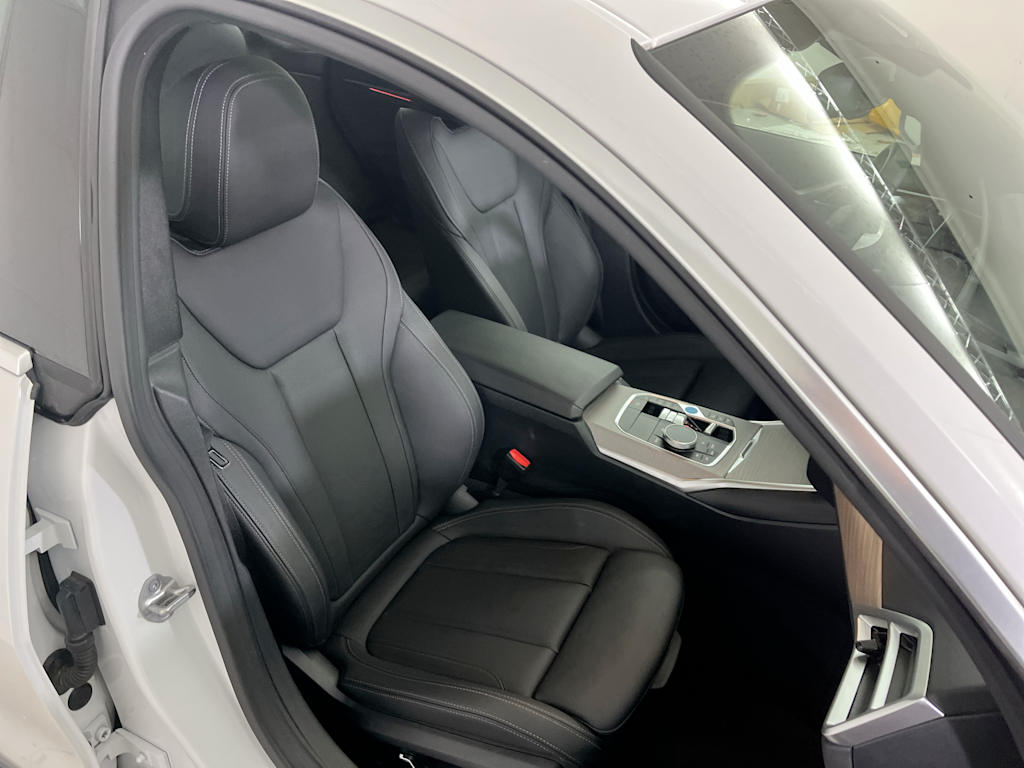 Thumbnail: 2025 BMW i4 - 26