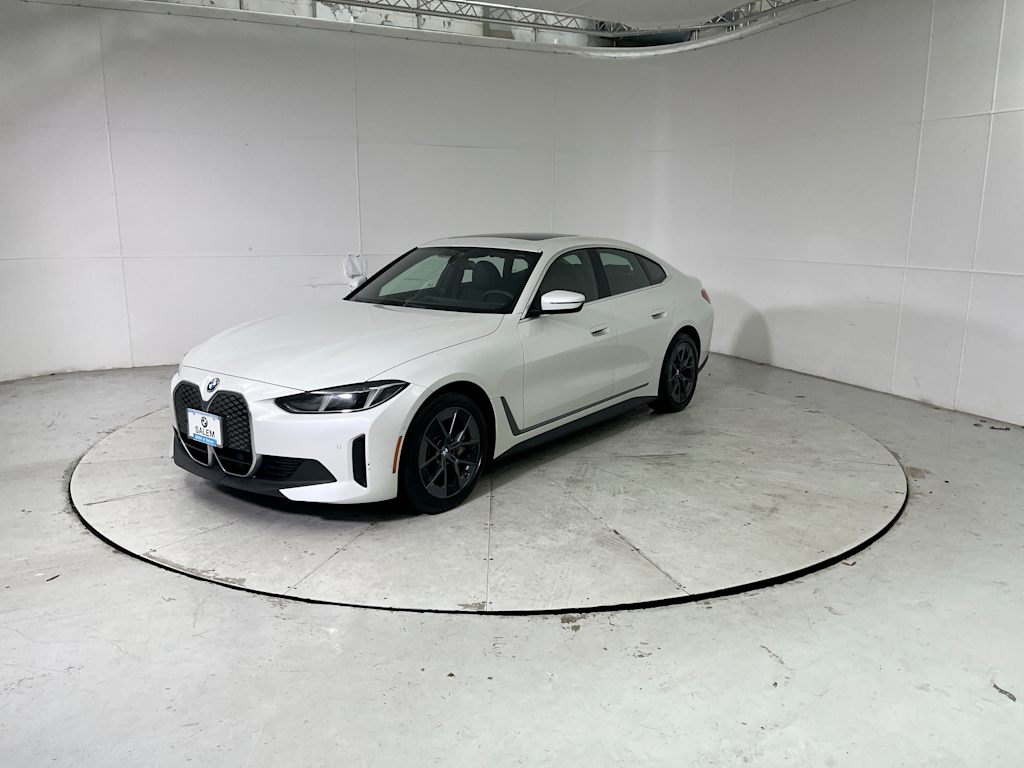 Thumbnail: 2025 BMW i4 - 5