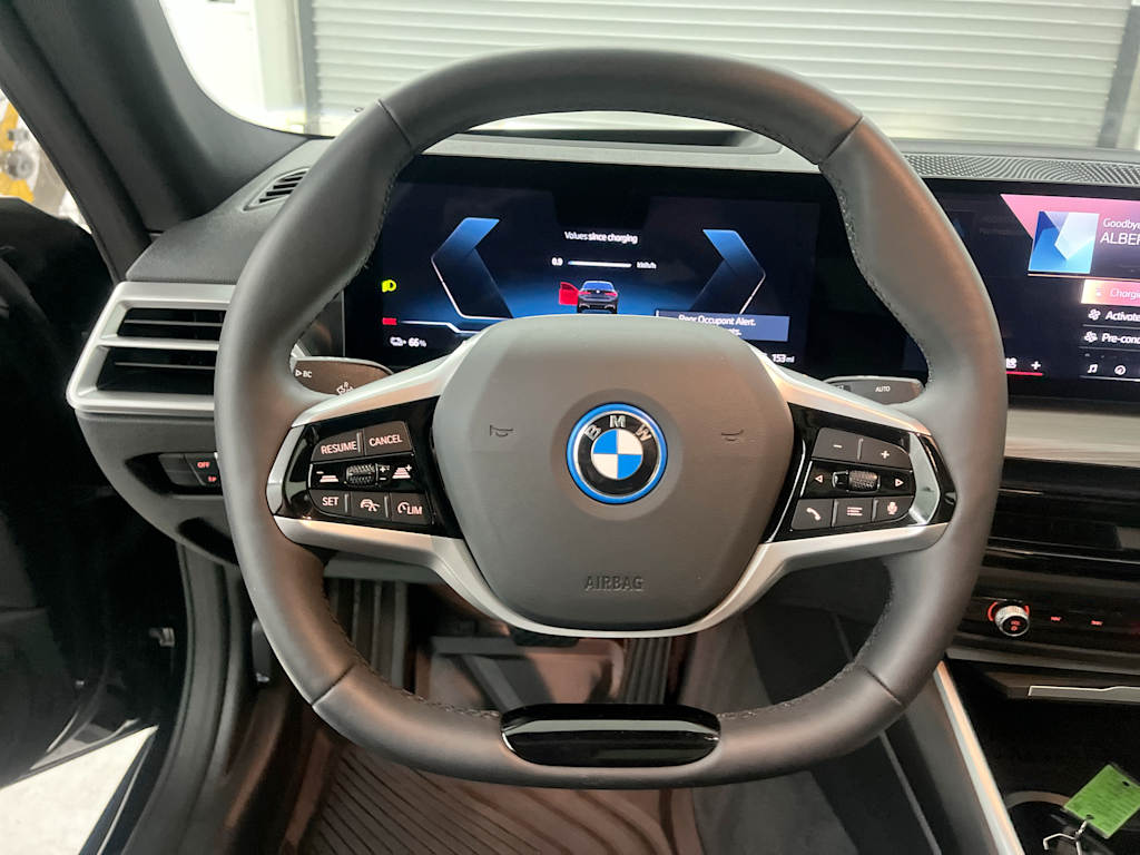 Thumbnail: 2025 BMW i4 - 12
