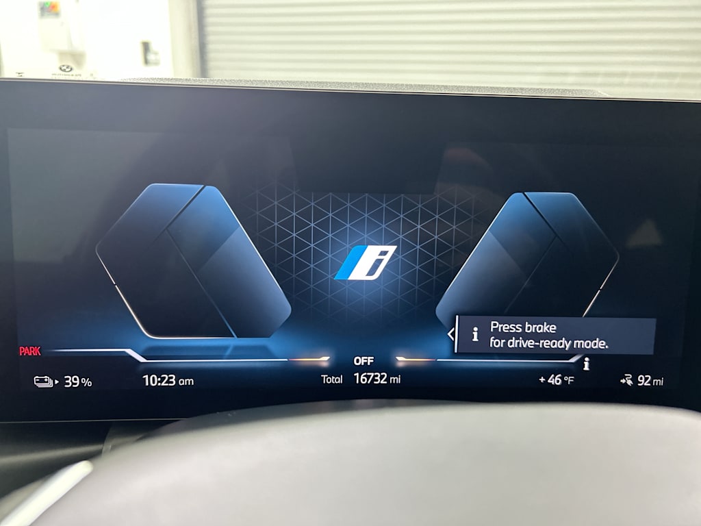 Thumbnail: 2023 BMW i4 - 14