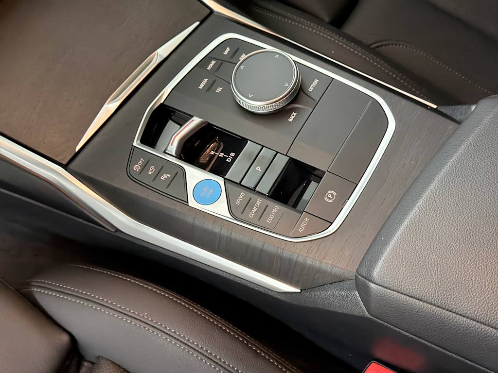 Thumbnail: 2023 BMW i4 - 7