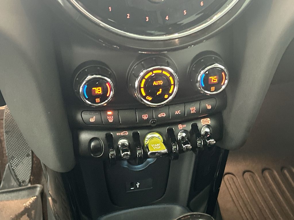 Thumbnail: 2023 MINI Cooper - 23