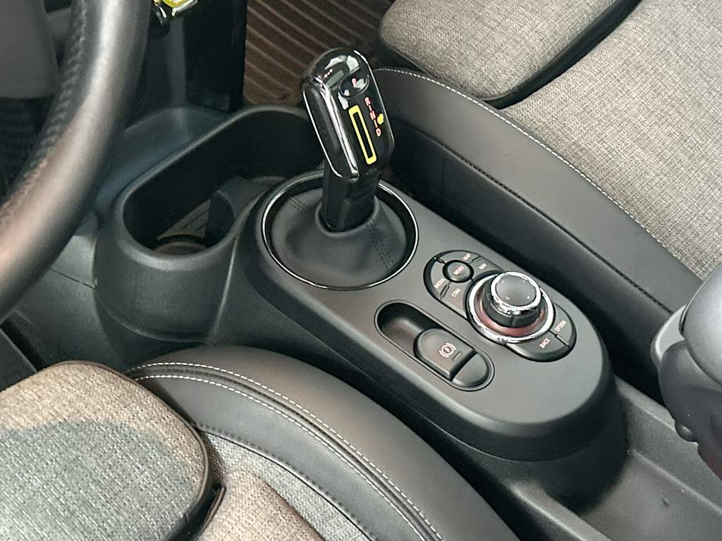 Thumbnail: 2023 MINI Cooper - 12