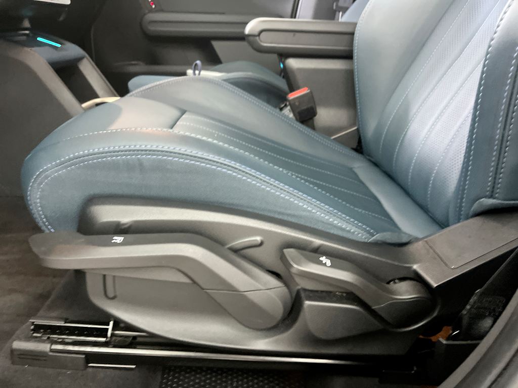 Thumbnail: 2025 MINI Cooper Countryman - 19