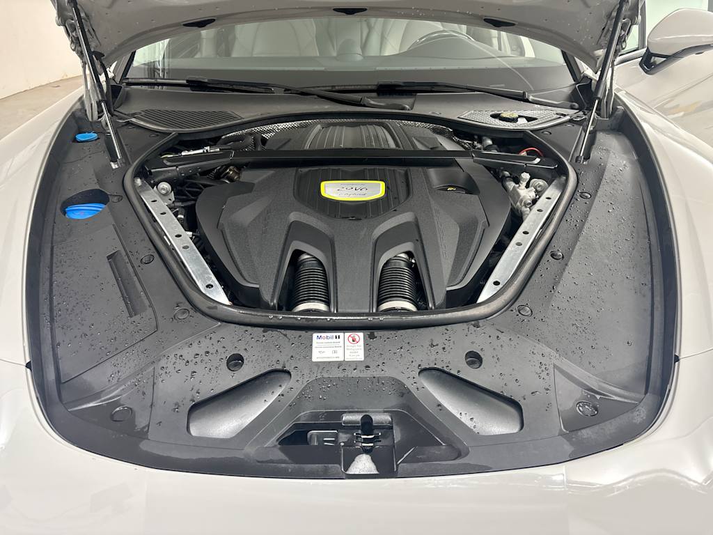 Thumbnail: 2018 Porsche Panamera - 8