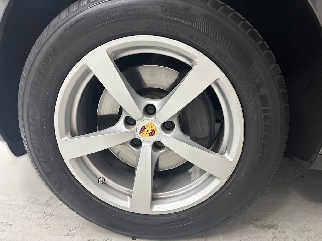 Thumbnail: 2018 Porsche Macan - 6