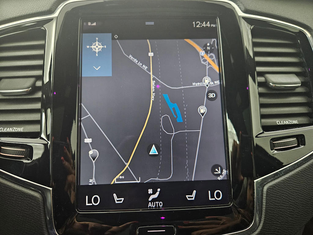 Thumbnail: 2016 Volvo XC90 - 16