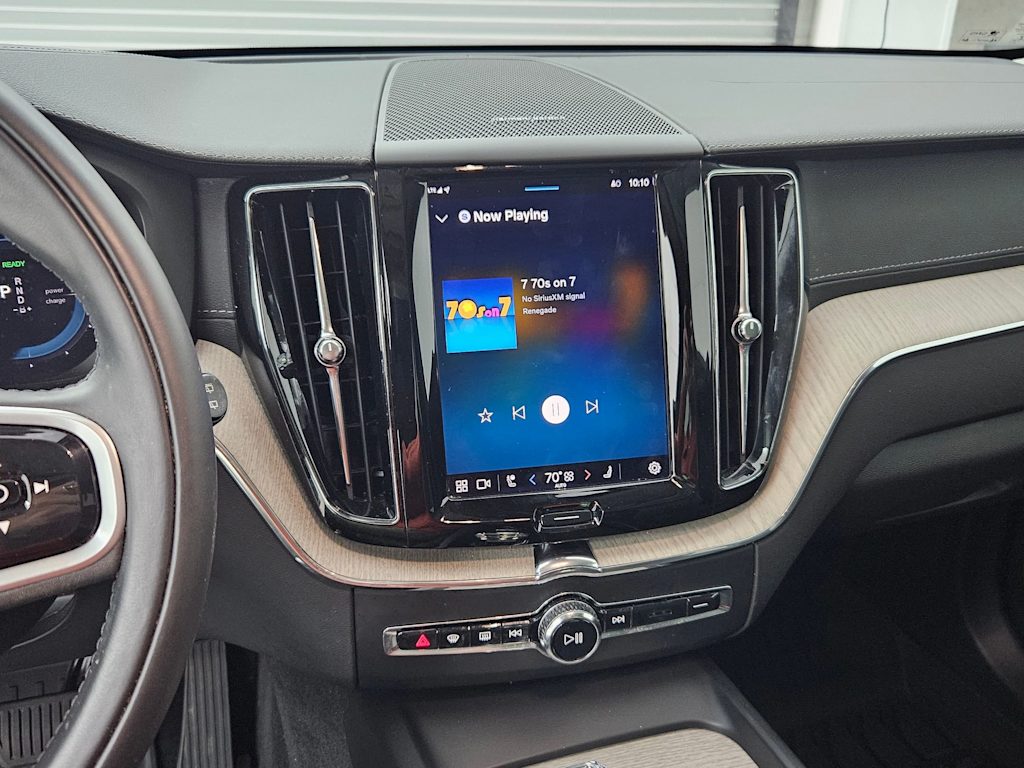 2022 Volvo XC60 T8 Inscription 14