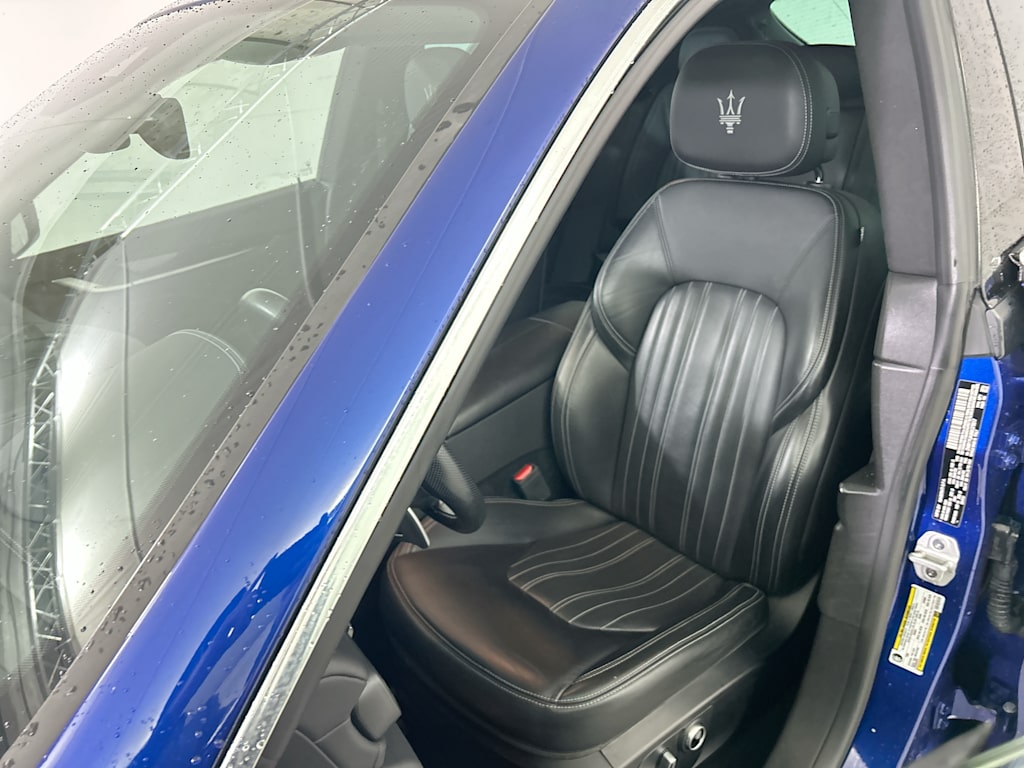 Thumbnail: 2021 Maserati Levante - 8