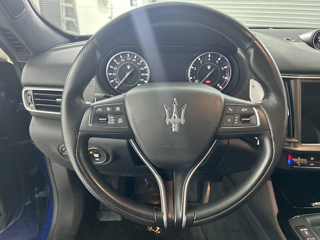 Thumbnail: 2021 Maserati Levante - 2