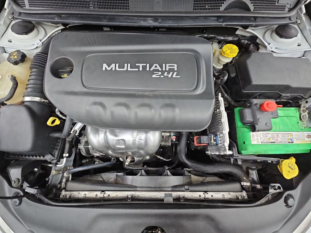 Thumbnail: 2016 Dodge Dart - 9