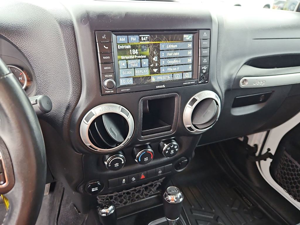 Thumbnail: 2014 Jeep Wrangler - 14