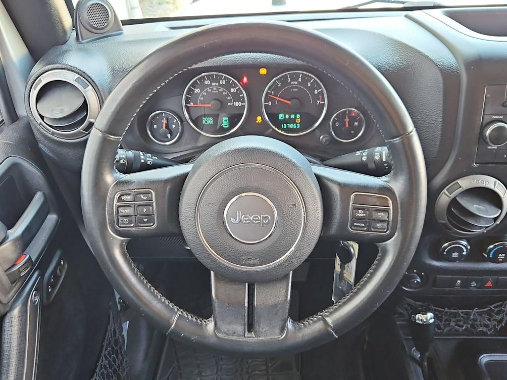 Thumbnail: 2012 Jeep Wrangler - 13