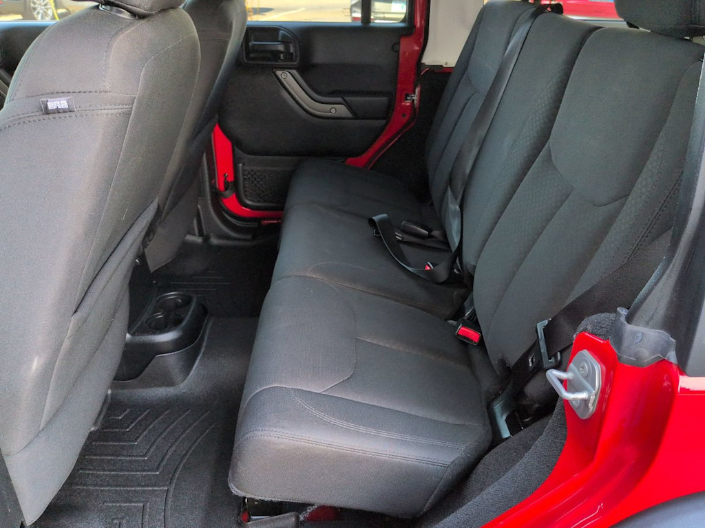 Thumbnail: 2016 Jeep Wrangler - 26