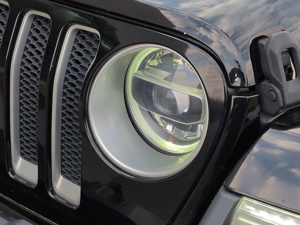 Thumbnail: 2018 Jeep Wrangler - 24
