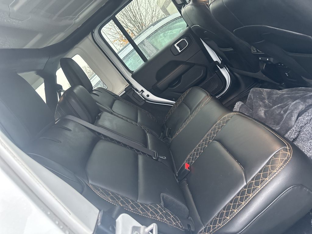 Thumbnail: 2021 Jeep Wrangler - 9