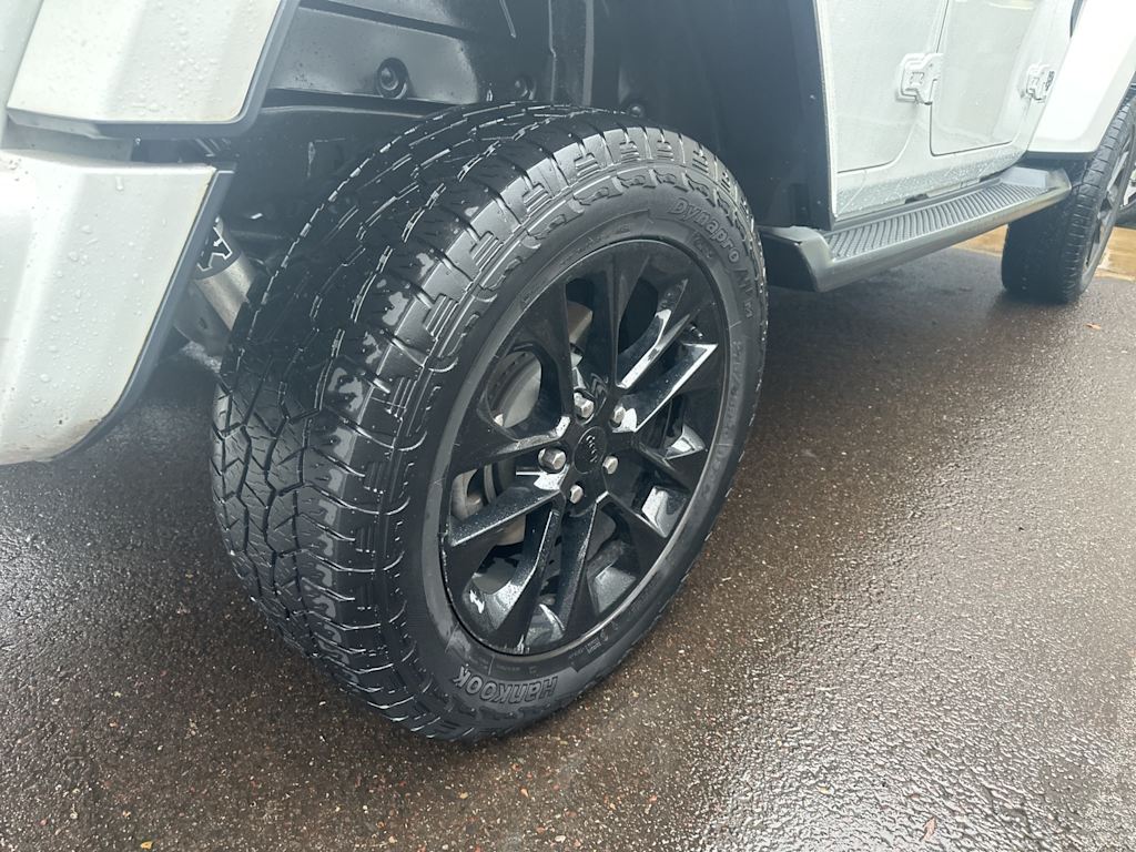 Thumbnail: 2021 Jeep Wrangler - 5