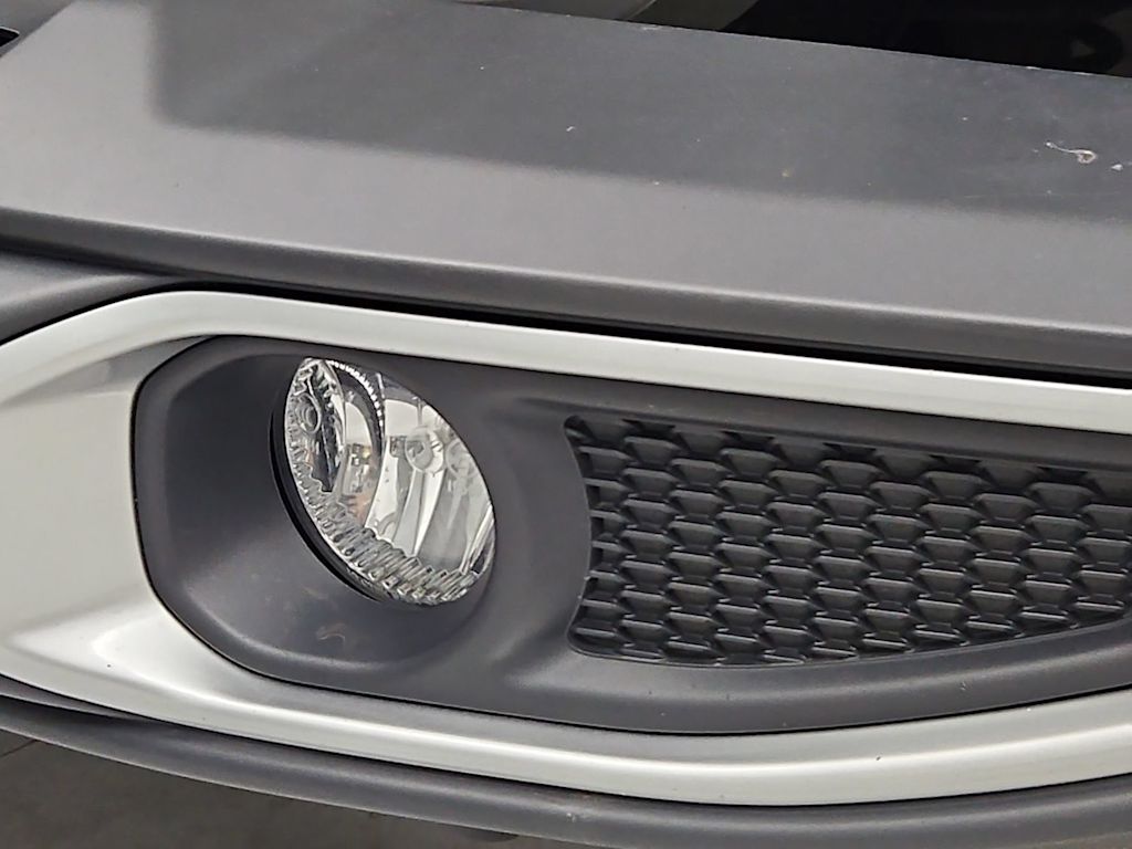 Thumbnail: 2019 Jeep Wrangler - 7