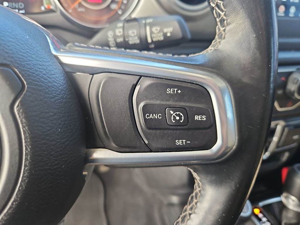 Thumbnail: 2021 Jeep Wrangler - 29