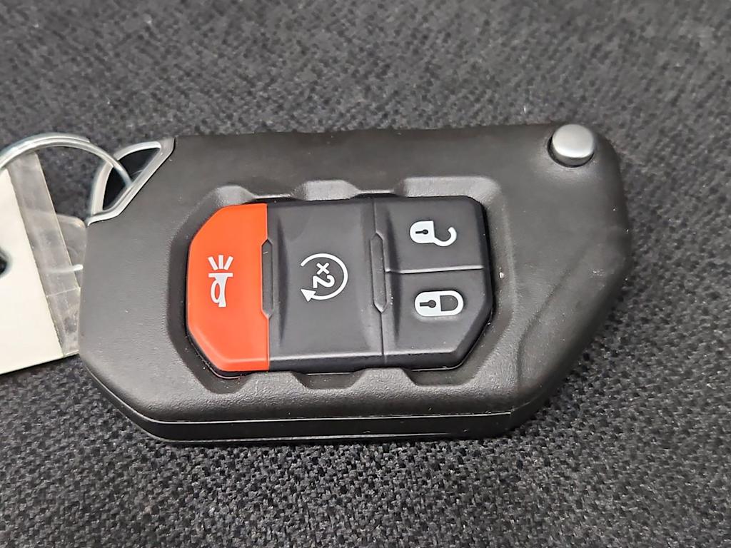 Thumbnail: 2021 Jeep Wrangler - 18