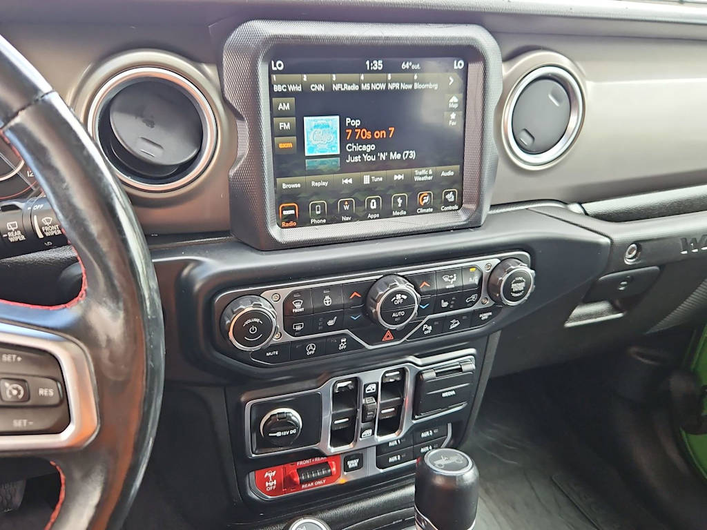 Thumbnail: 2019 Jeep Wrangler - 14
