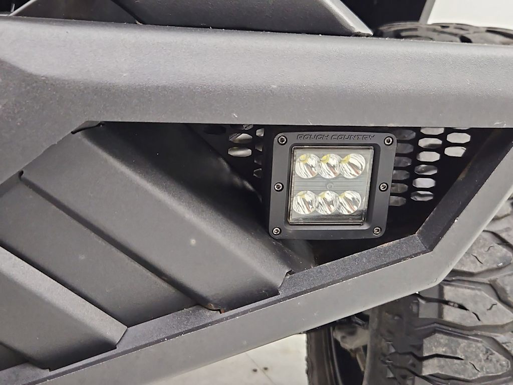 Thumbnail: 2019 Jeep Wrangler - 6