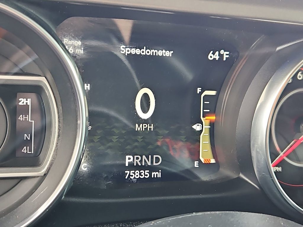 Thumbnail: 2019 Jeep Wrangler - 16