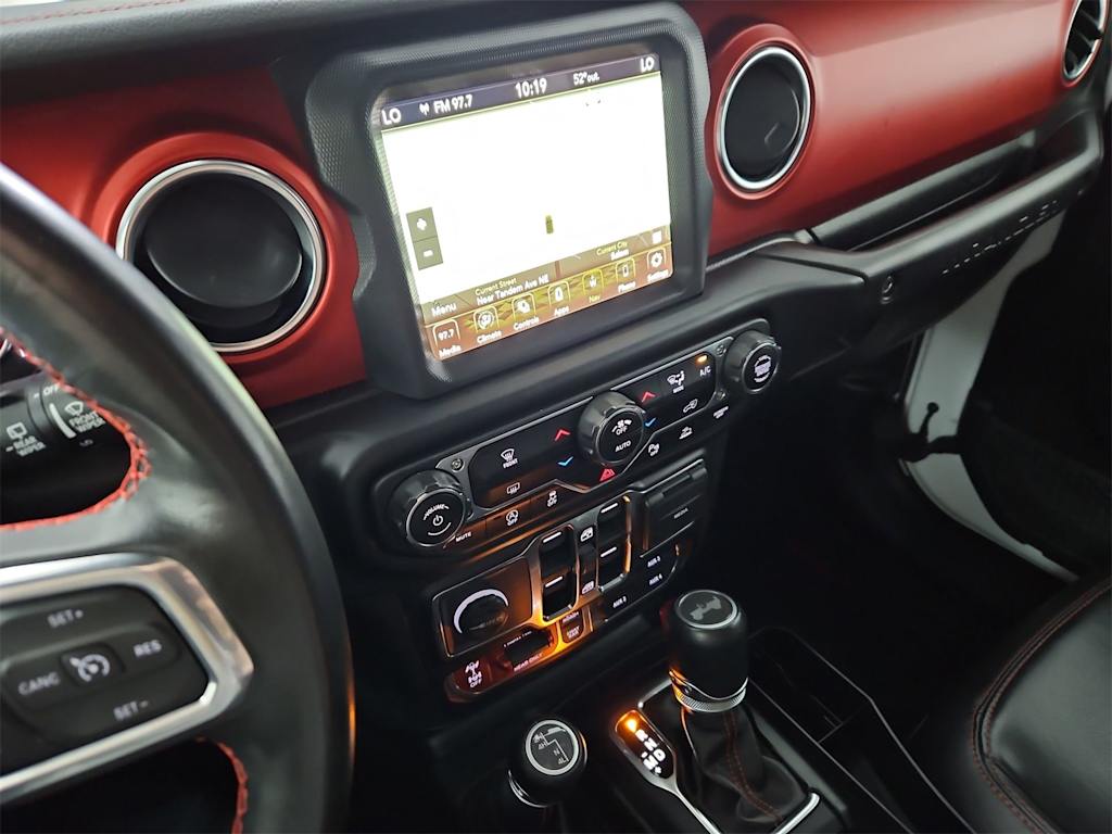 Thumbnail: 2021 Jeep Wrangler - 15