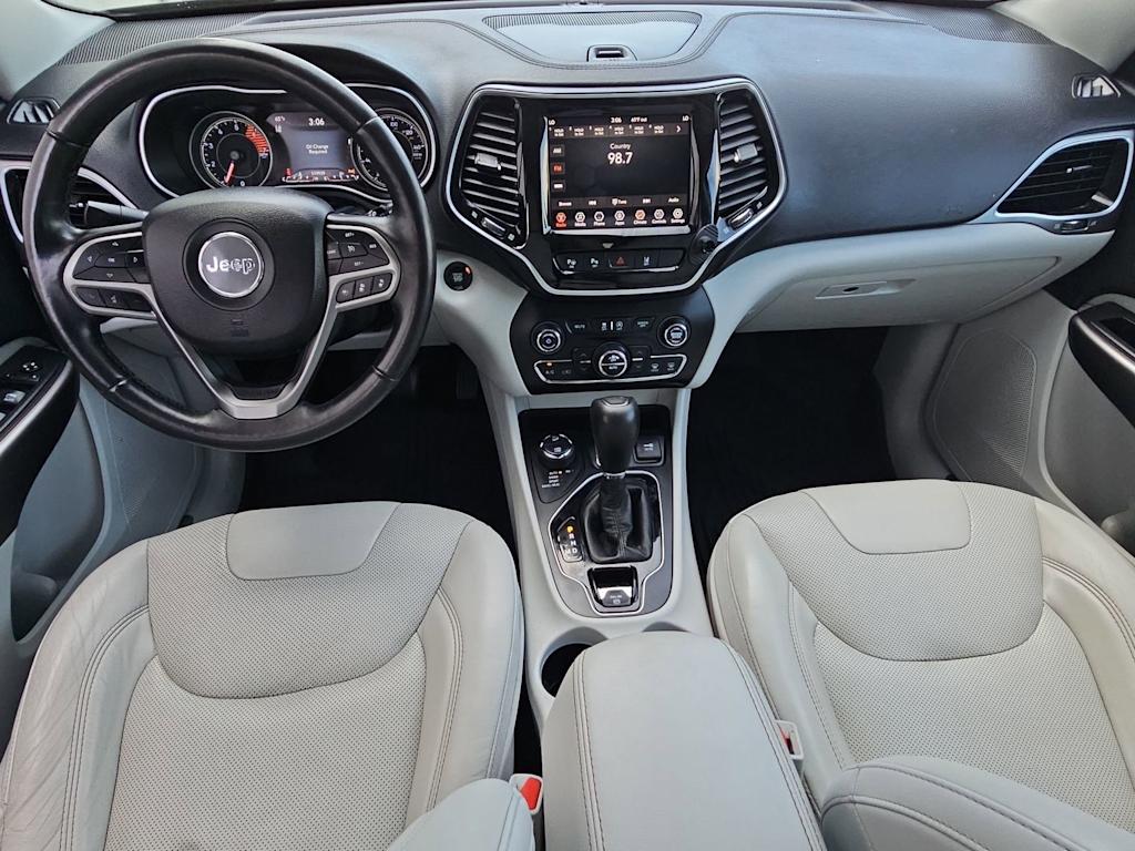 Thumbnail: 2019 Jeep Cherokee - 10