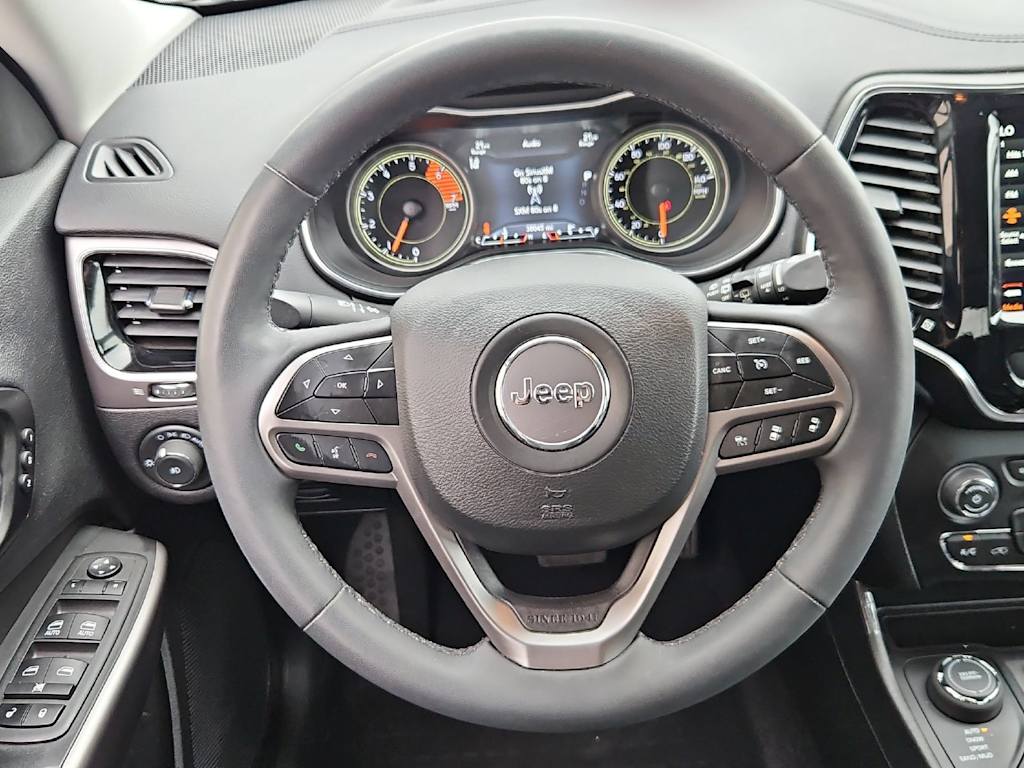 Thumbnail: 2022 Jeep Cherokee - 14